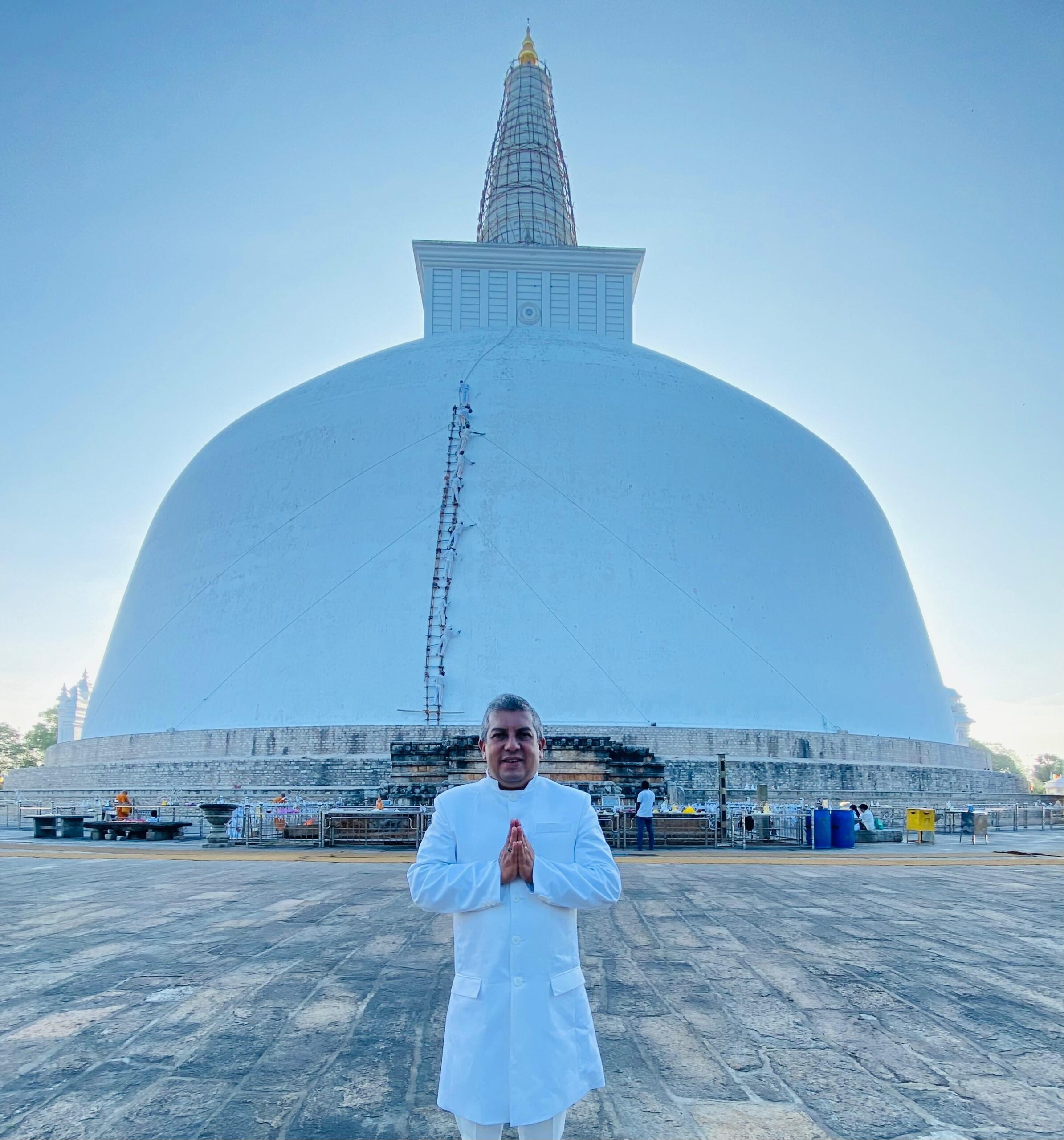 WhatsApp Image 2025-03-18 at 17.02.18 (1)